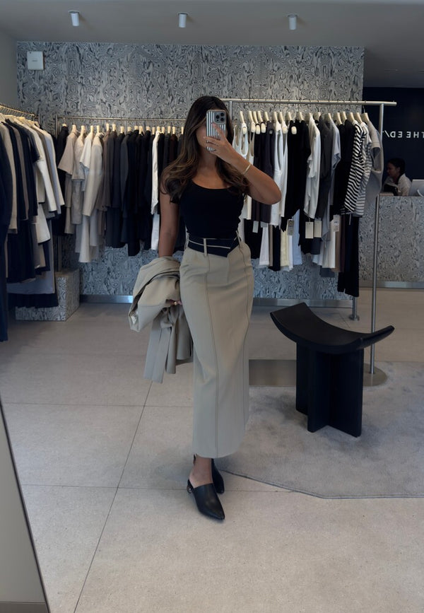 Relax Blazer + Skirt Set