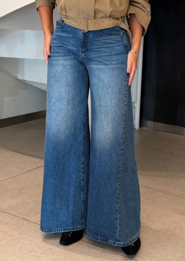 Prominent Jeans