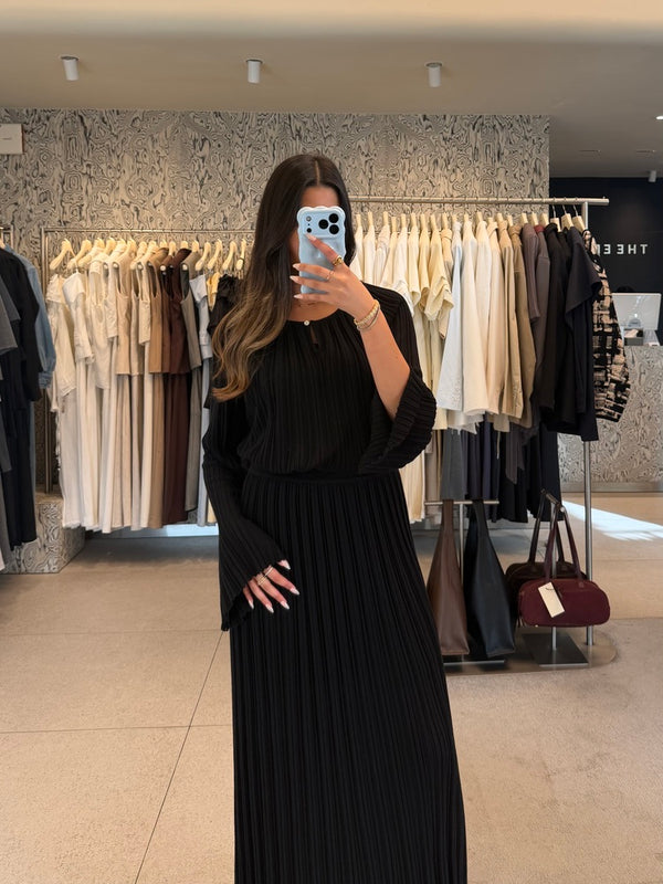 Two Piece Pleated Set