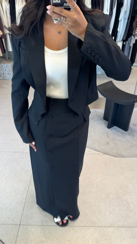 Single Button Crop Set