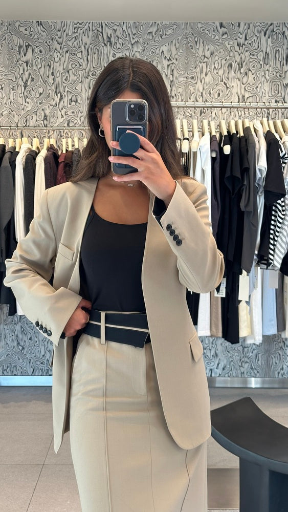 Relax Blazer + Skirt Set