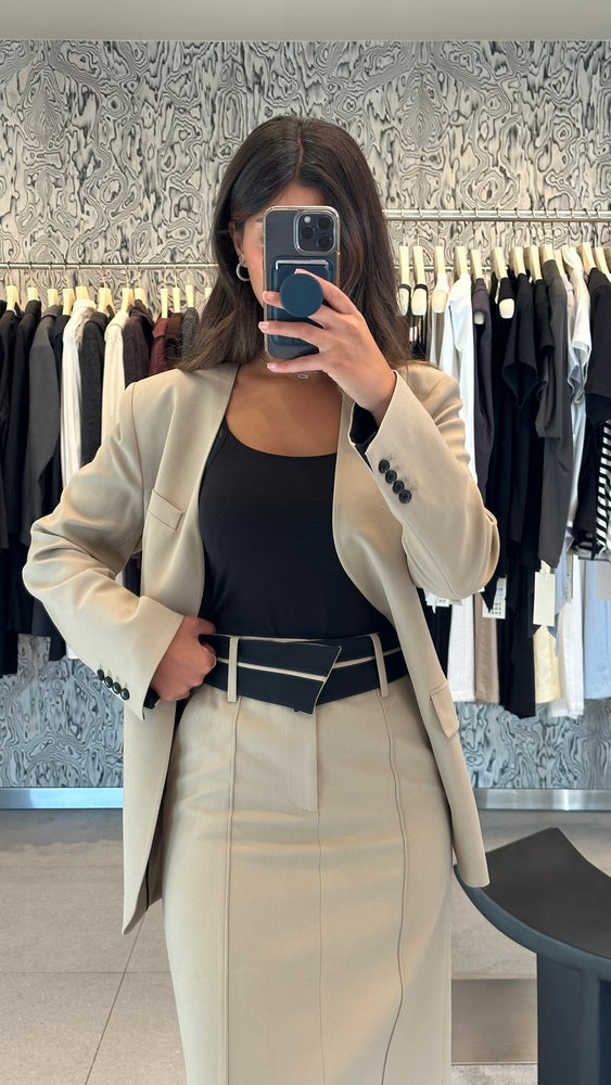 Relax Blazer + Skirt Set