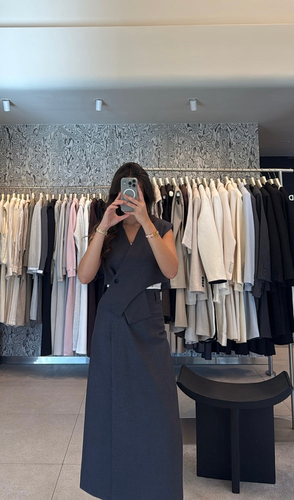 V-Neck Sleeveless Vest Skirt Set