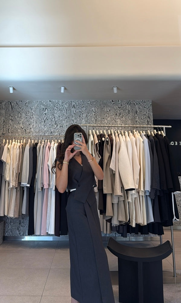 V-Neck Sleeveless Vest Skirt Set