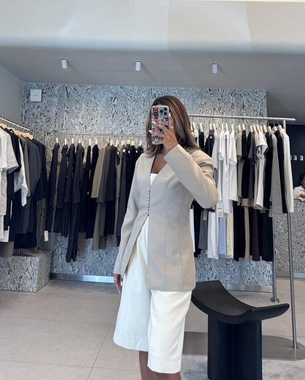 Button Collarless Blazer