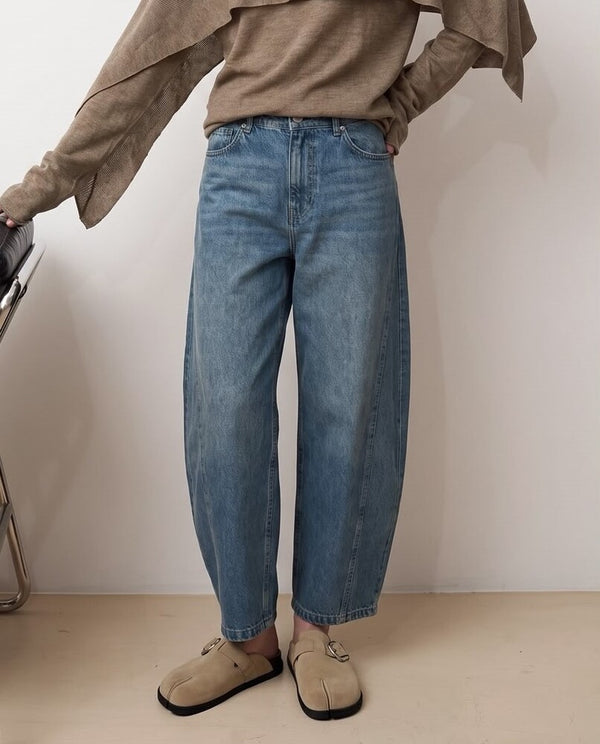 Distinctive Jeans