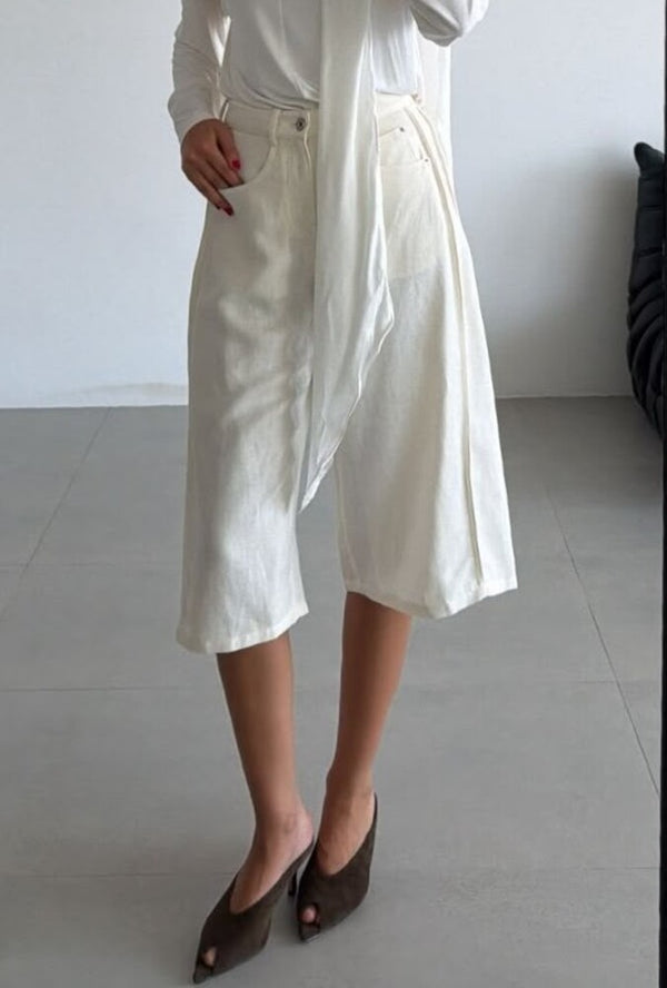Wide Leg Cropped Jeans