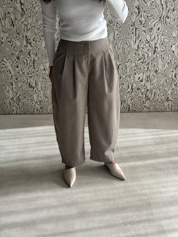 High Rise Pleated Trouser