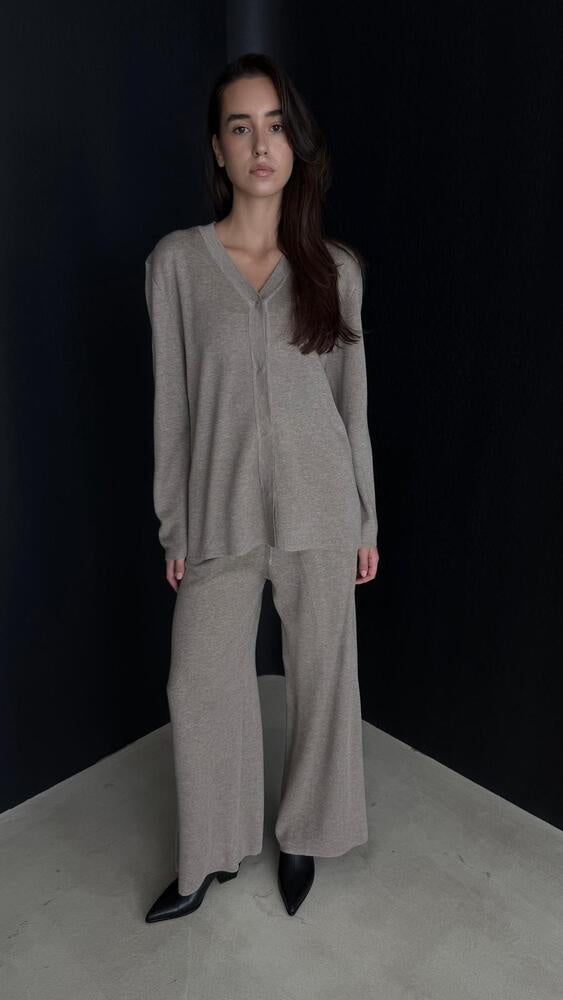 Hide Button + Pants Set