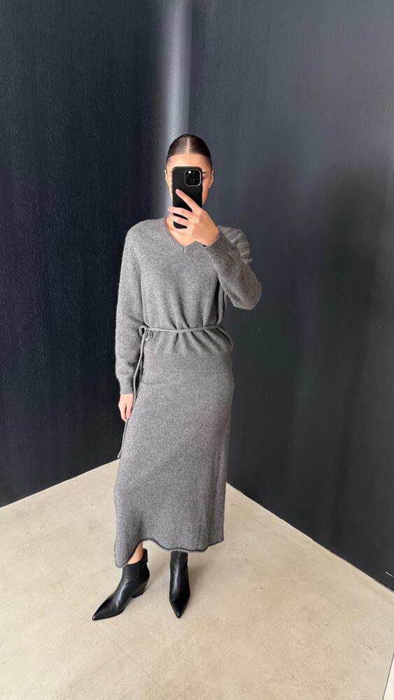 V-Neck Knit Lace + Skirt Set