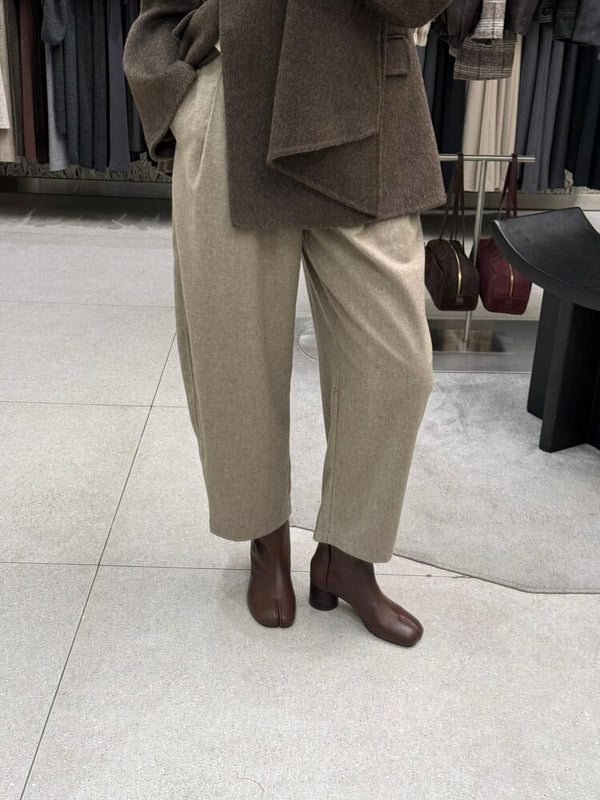 High Rise Pleated Trouser