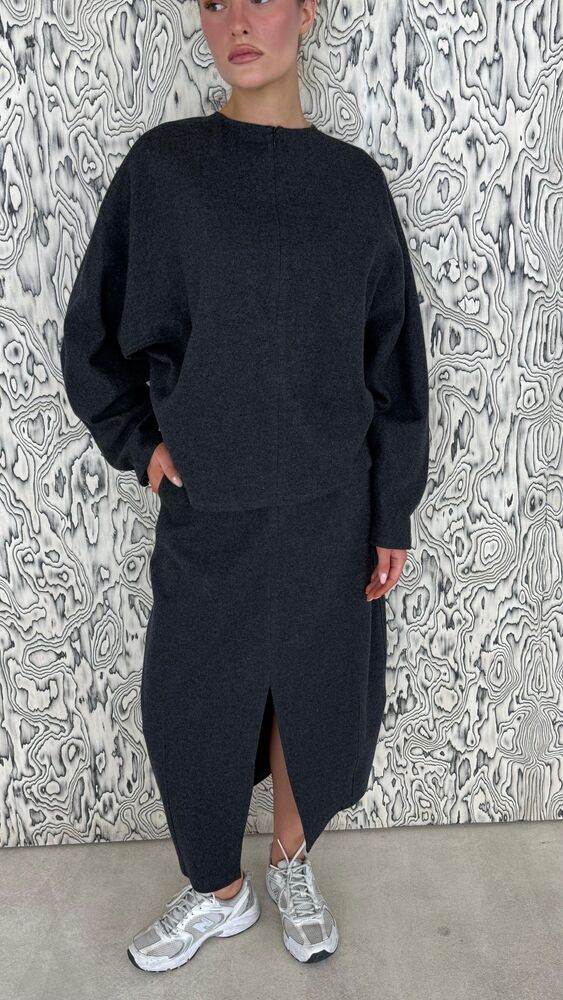 Round Neck Wool Skirt Set