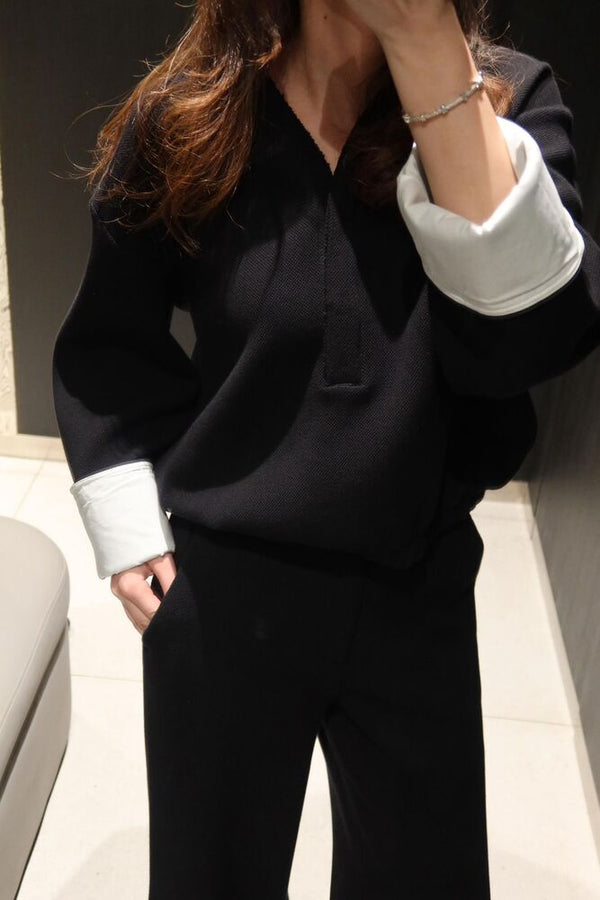 V-Neck Sweatshirt + Pants Set