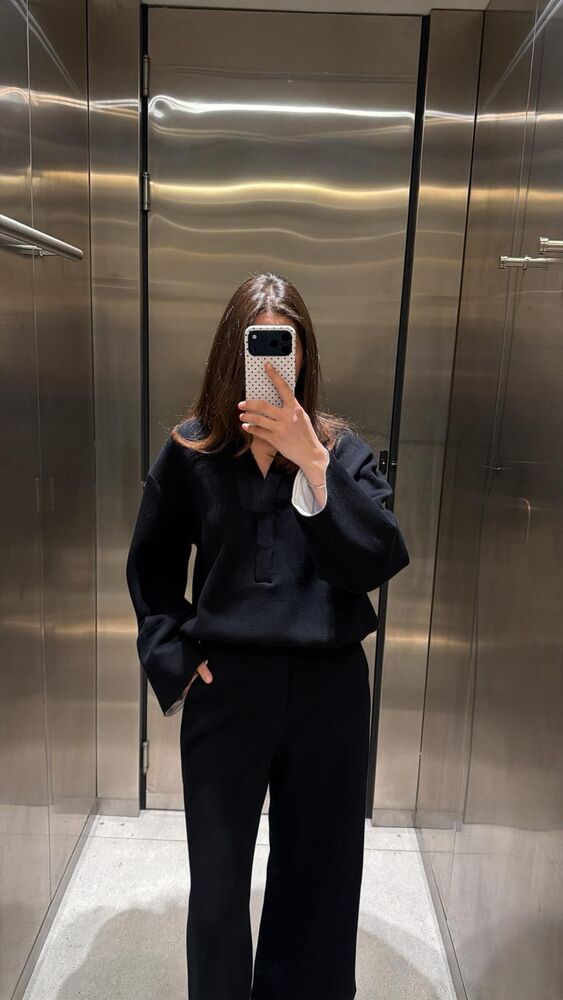 V-Neck Sweatshirt + Pants Set