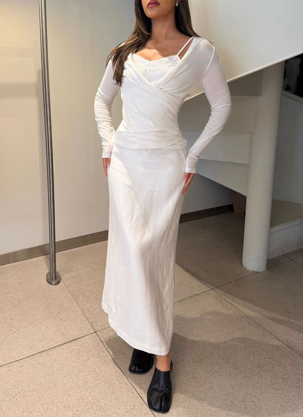 Neckline Draped Long Sleeve