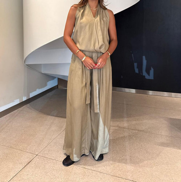 Collarless V-Neck Pants Set