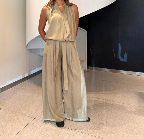 Collarless V-Neck Pants Set
