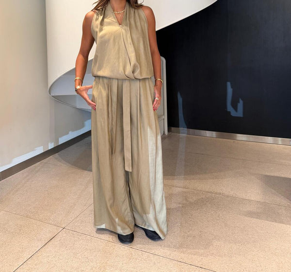 Collarless V-Neck Pants Set