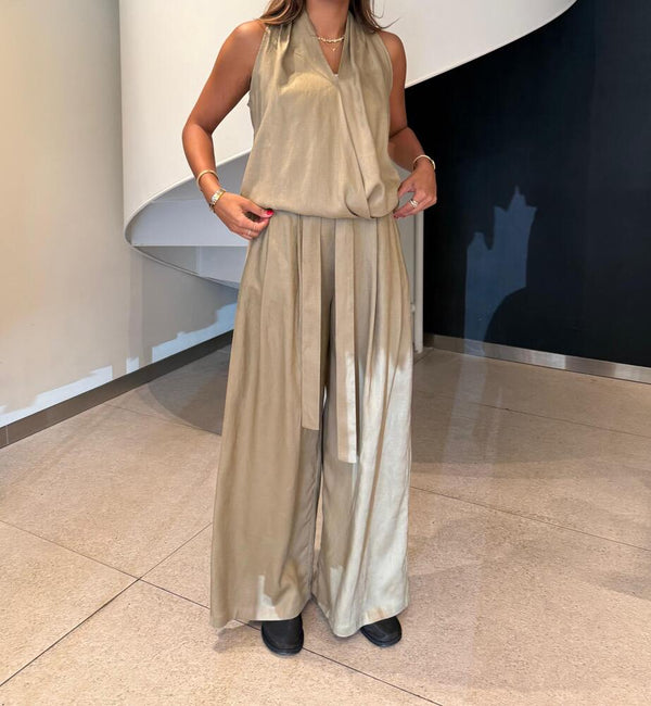 Collarless V-Neck Pants Set