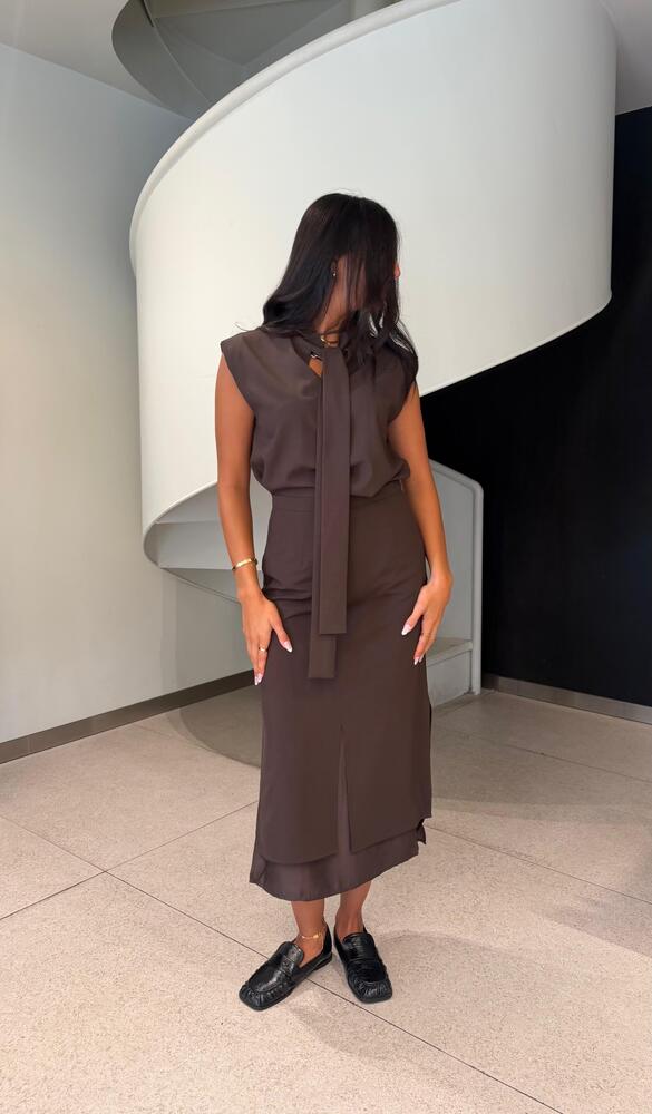 Sleeveless Tie + Skirt Set