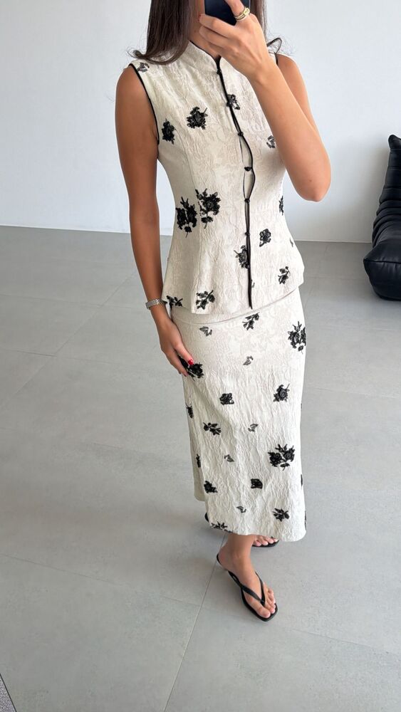 Sleeveless Mandarin Top + Skirt Set