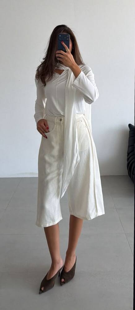 Wide Leg Cropped Jeans