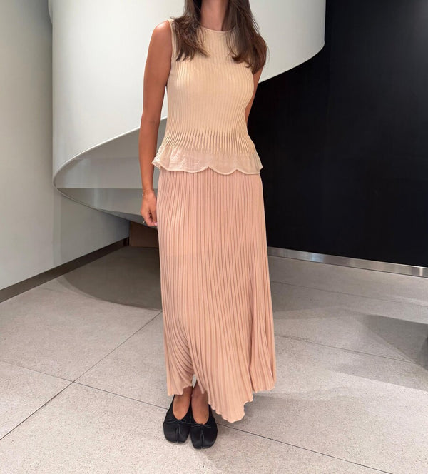Ombre Skirt Set